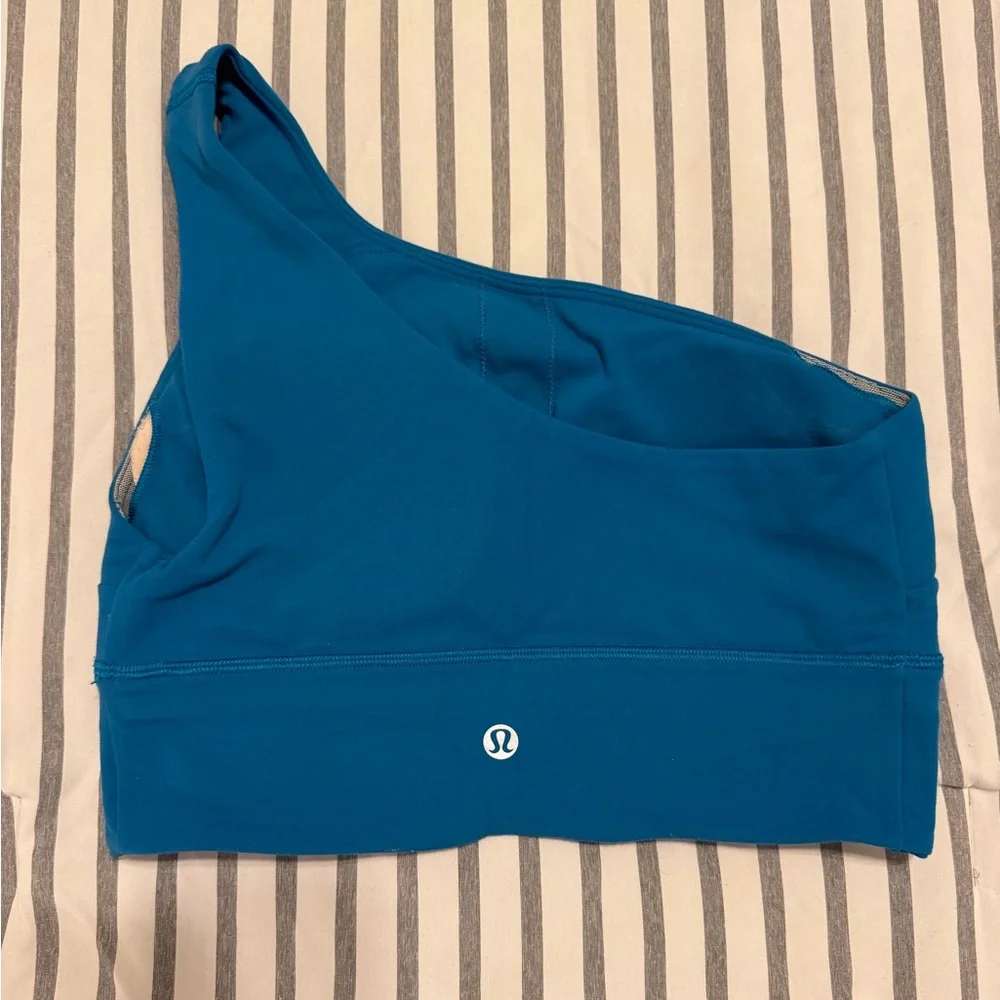 Lululemon Bra - Picture 4 of 5
